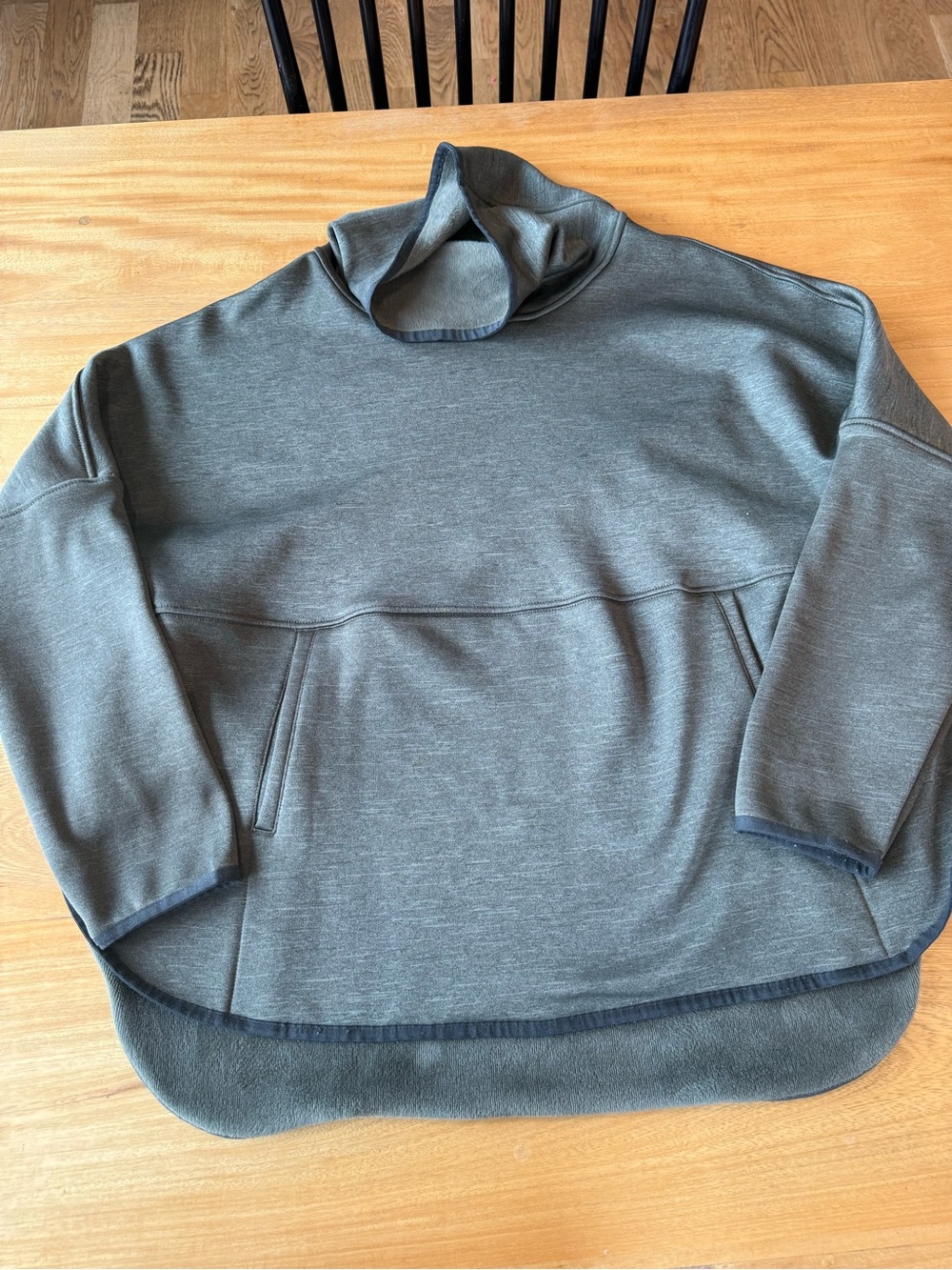 The North Face Olive Green woman’s Funnel Neck Pullover